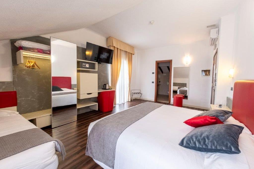 Hotel Le Palme (Adults Only) Dormelletto Εξωτερικό φωτογραφία